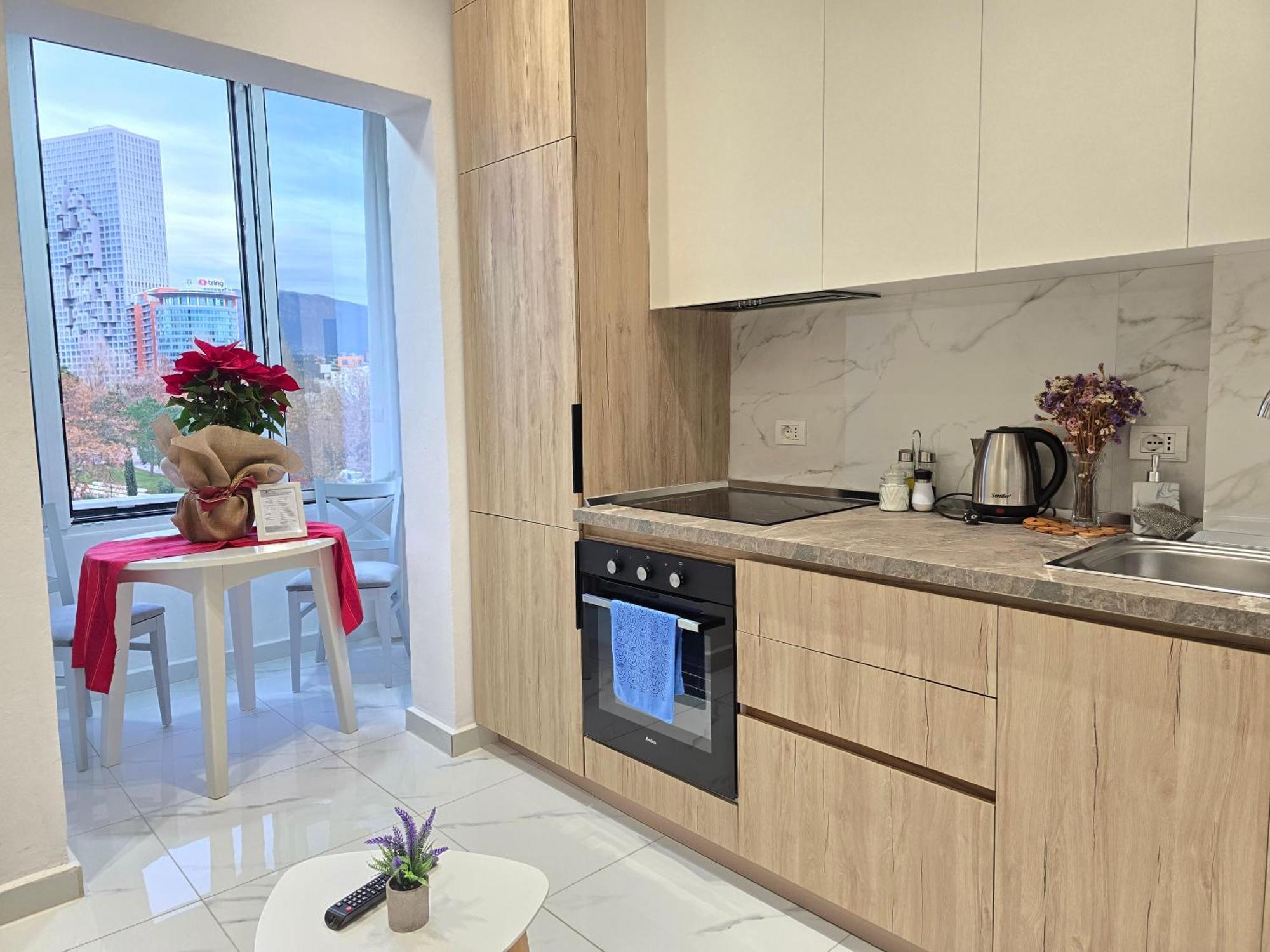 Central Tirana Apartment Getaway Екстериор снимка